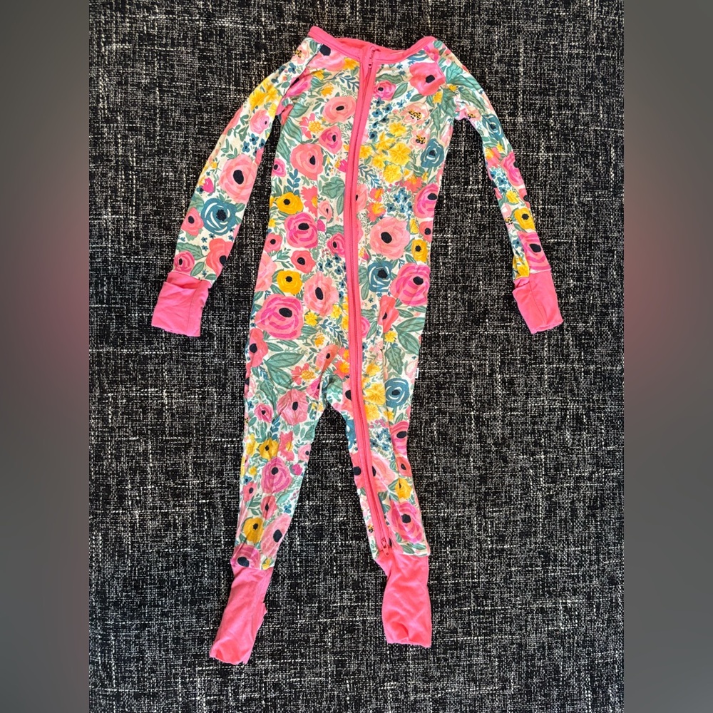 Little Sleepies flower footie
